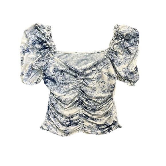 Women’s Smocked Ruched Blue White Toile Puff Sleeve Sweetheart Top Size Small - Picture 2 of 6
